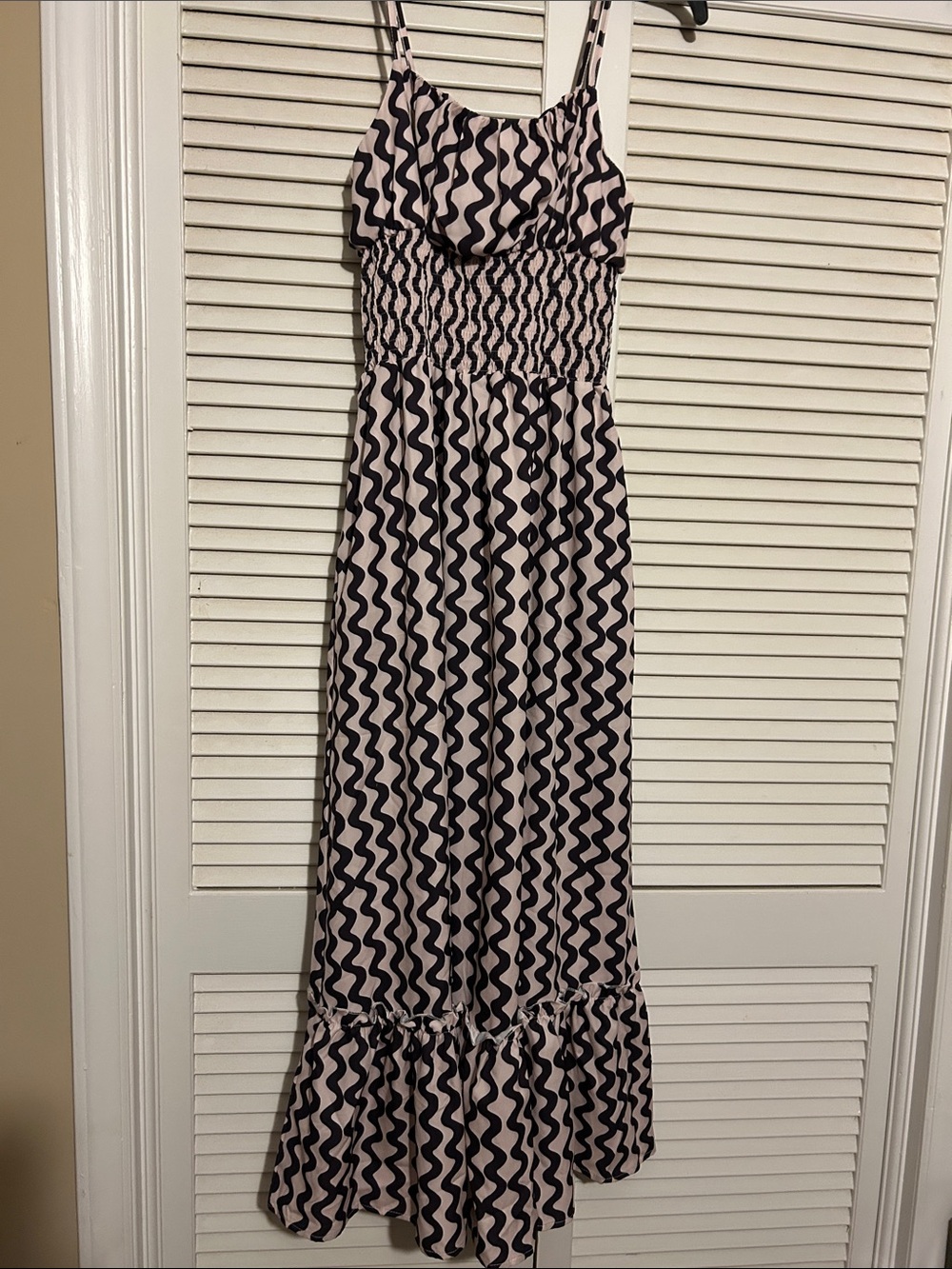 Wavy Print Smocked Maxi Dress in Black & Cream. NWOT - Picture 6 of 6